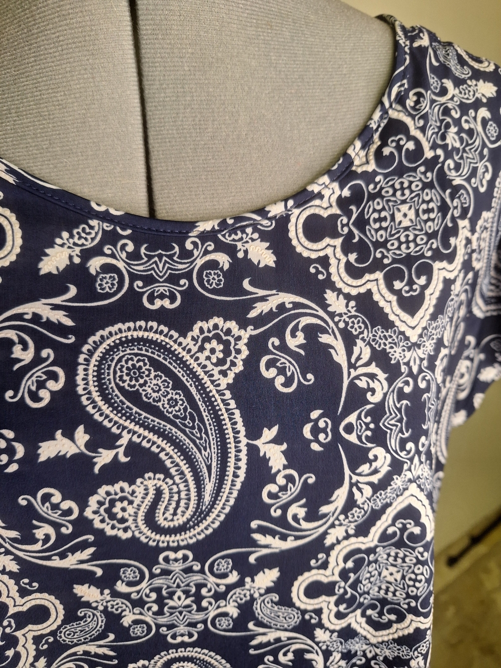 Accent or Textile Label - Picture 4 of 7